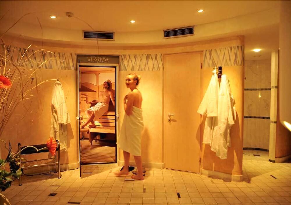 Hotel Clara Vahrn Eksteriør bilde