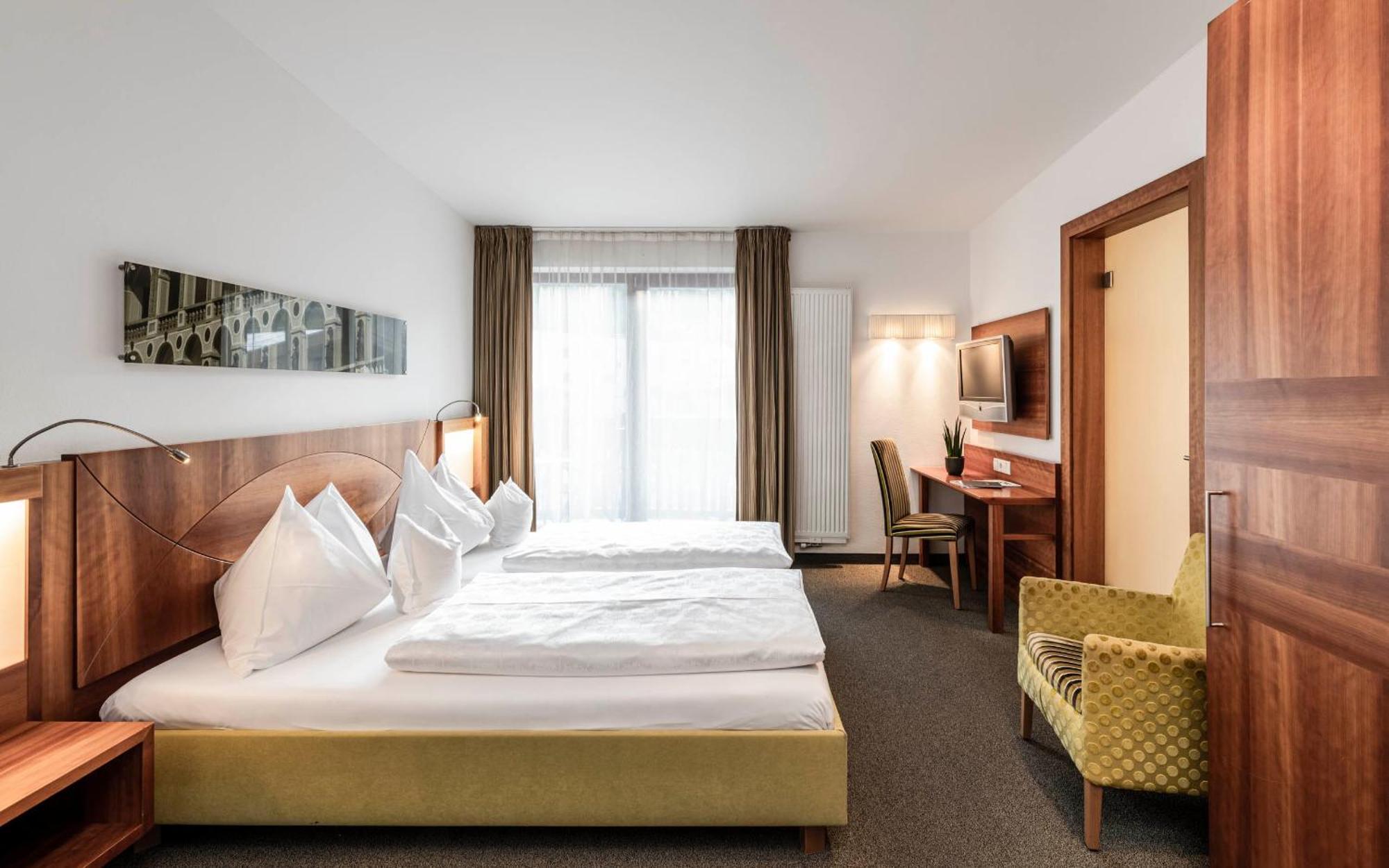 Hotel Clara Vahrn Eksteriør bilde