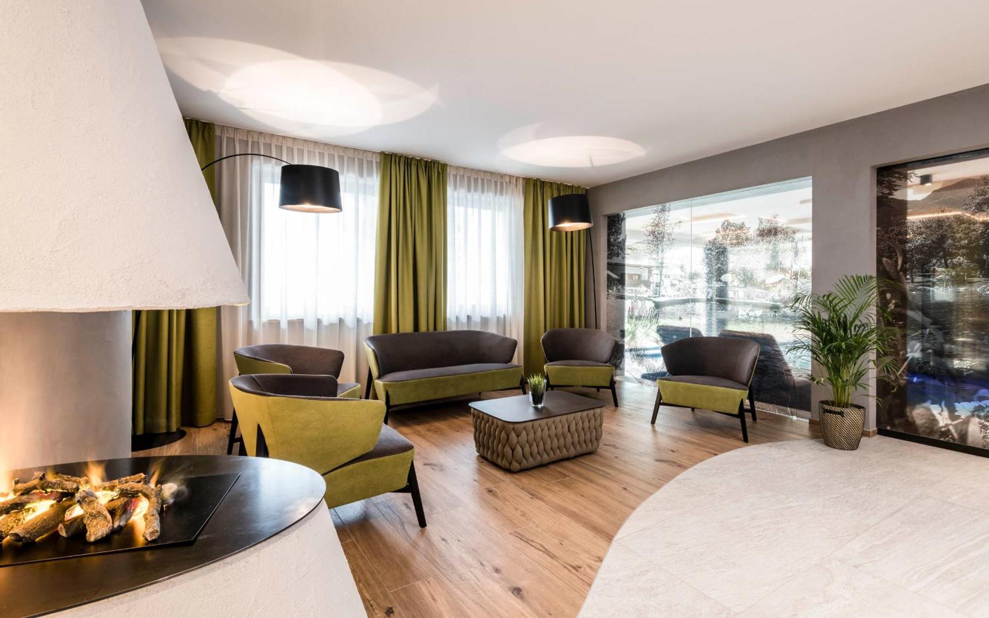 Hotel Clara Vahrn Eksteriør bilde