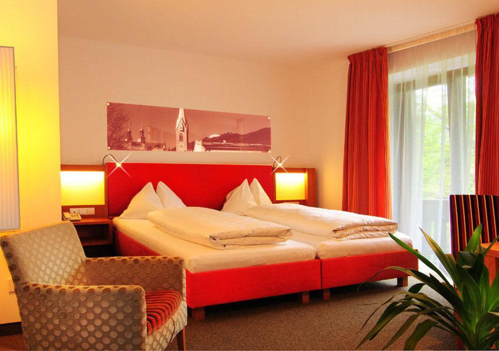 Hotel Clara Vahrn Eksteriør bilde